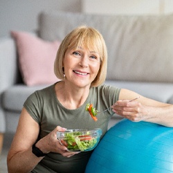 woman eating healthy food