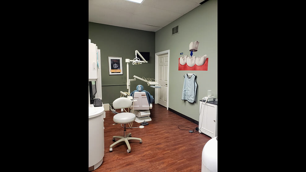 High tech dental treatment room